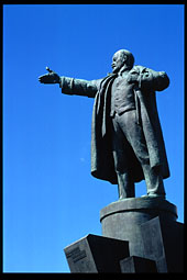 Monument to V. Lenin in St. Petersburg